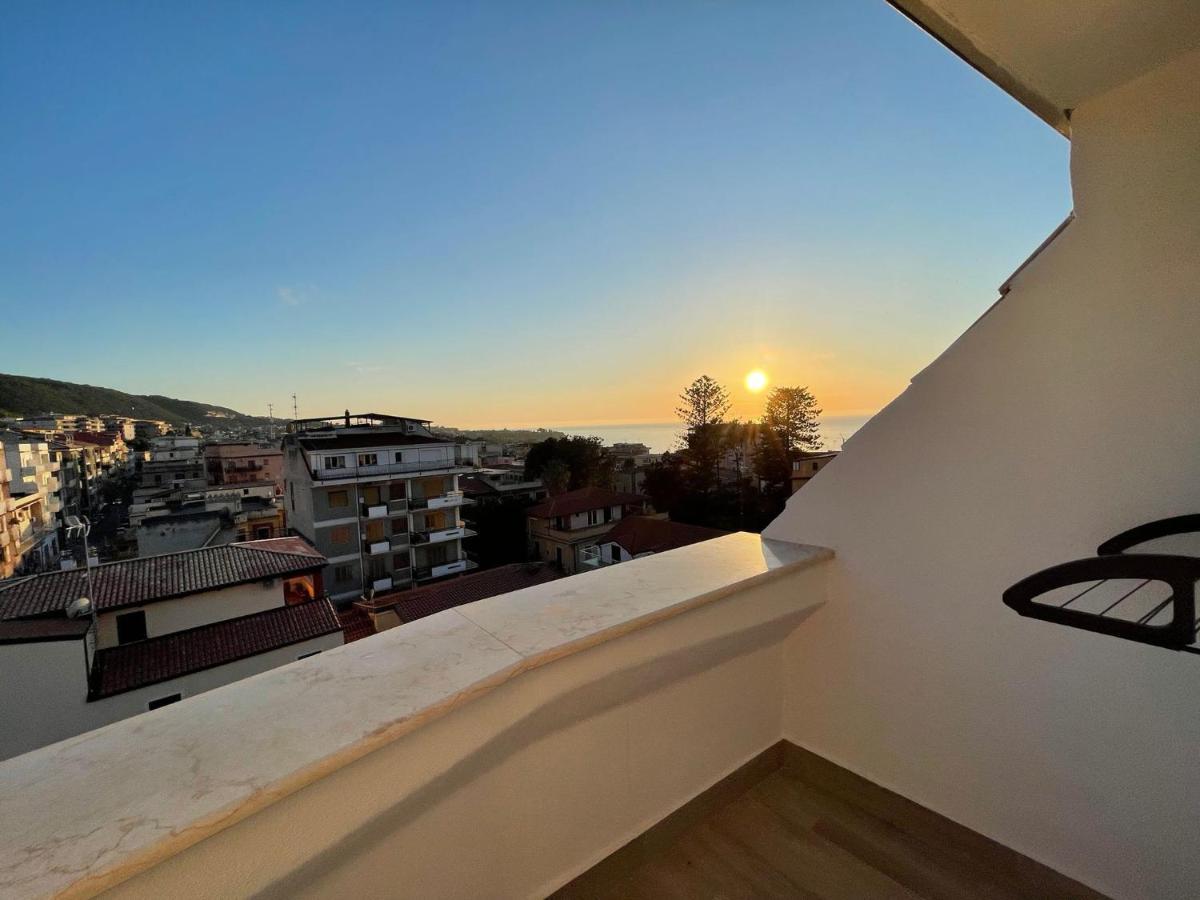 Ferienwohnung A Pochi Passi Dalla Piazza- Vista Mare Tropea Exterior foto